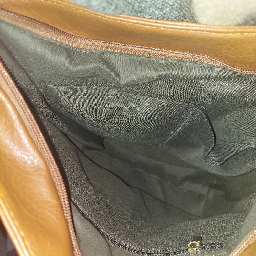 EUC-Boho Style crossbody bag - Picture 5 of 6